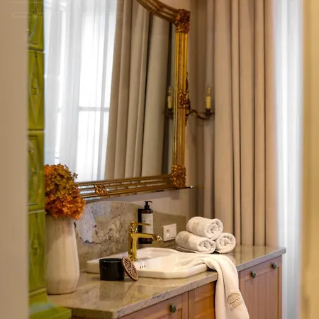 Appartamento Fragola Le Jardin - Classy, Spacious Old Town *