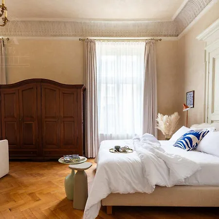 Fragola Le Jardin - Classy, Spacious Old Town Appartamento Cracovia