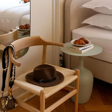 Apartman Fragola Le Jardin - Classy, Spacious Old Town *