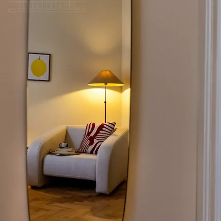 Fragola Le Jardin - Classy, Spacious Old Town Apartman Krakkó