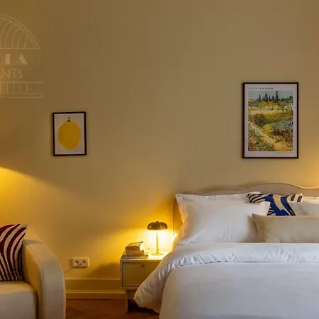 Fragola Le Jardin - Classy, Spacious Old Town Apartman