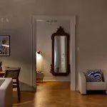 Lejlighed Fragola Le Jardin - Classy, Spacious Old Town