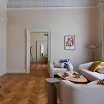 Lejlighed Fragola Le Jardin - Classy, Spacious Old Town *